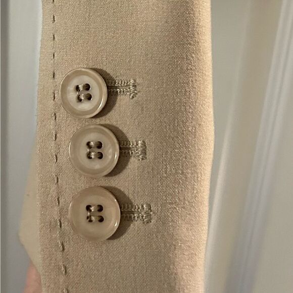 The Limited Tan Cropped Lined Blazer Size 6 - Picture 7 of 12